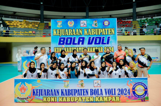 Alhamdulillah Juara Tim Volly Putri Kecamatan XIII Koto Kampar